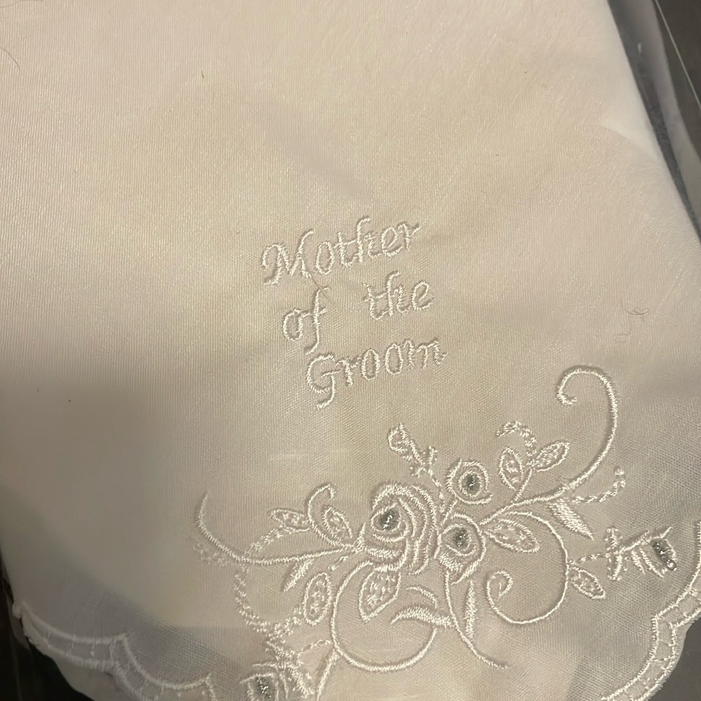 Mother of the Groom Keepsake Hankie NIB